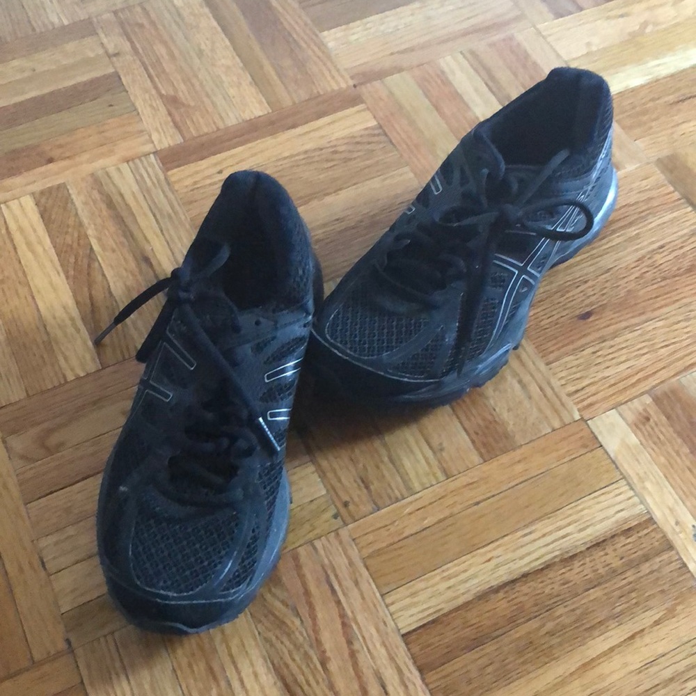 ASICS running sneakers! Worn 3x!